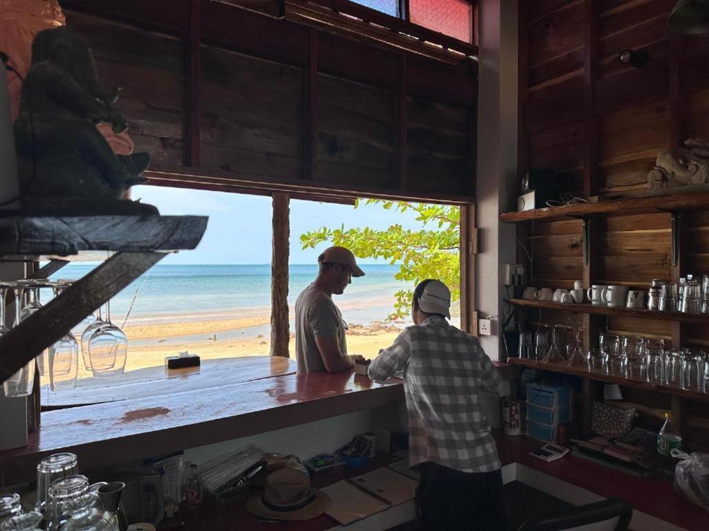 Piman Pu Koh Jum Exterior foto